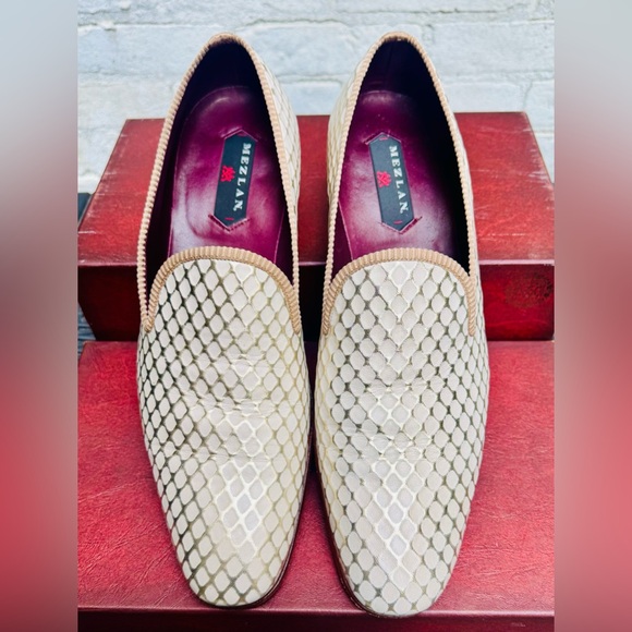 MEZLAN Hilbert Leather Slip-On Loafers - Picture 3 of 7